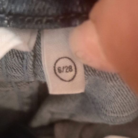 Good American jeans - Picture 3 of 9